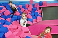 Kl. 3 w w parku trampolin